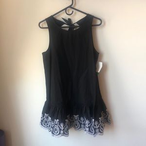 Women’s dress